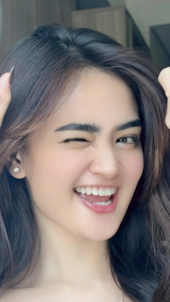 Hello everyone main keasa Lag Rha Hoon #reels #HSN #Trending #shorts