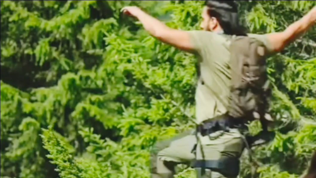Wild Life - Ranbeer Vs Bear