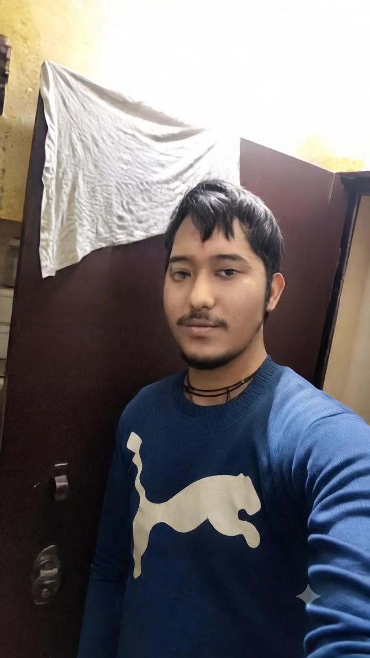 😱 "आसमान से गिरा फुटबॉल मैदान जितना बड़ा पिज्जा!"