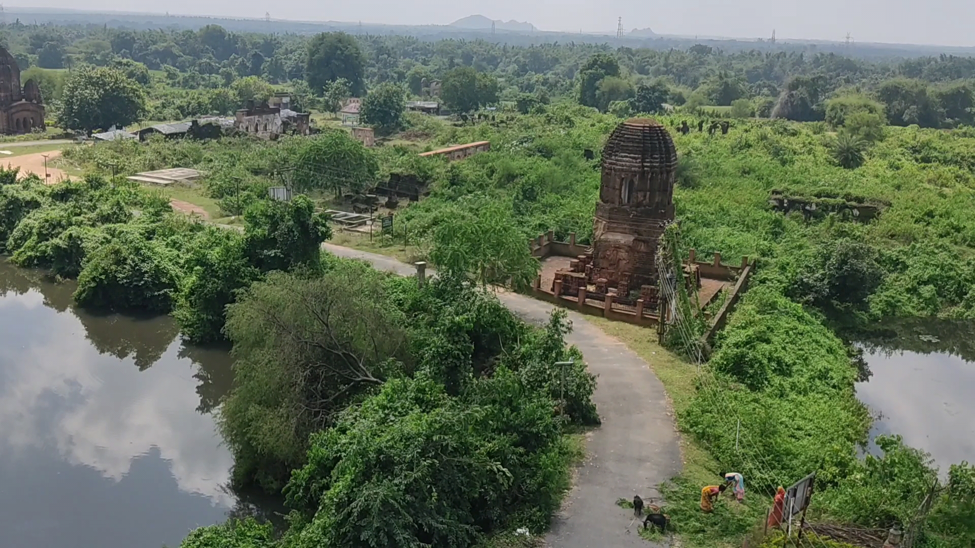 Garh Panchkot is a historic ruined fort and palace complex located at the foothills of Panchet Hill