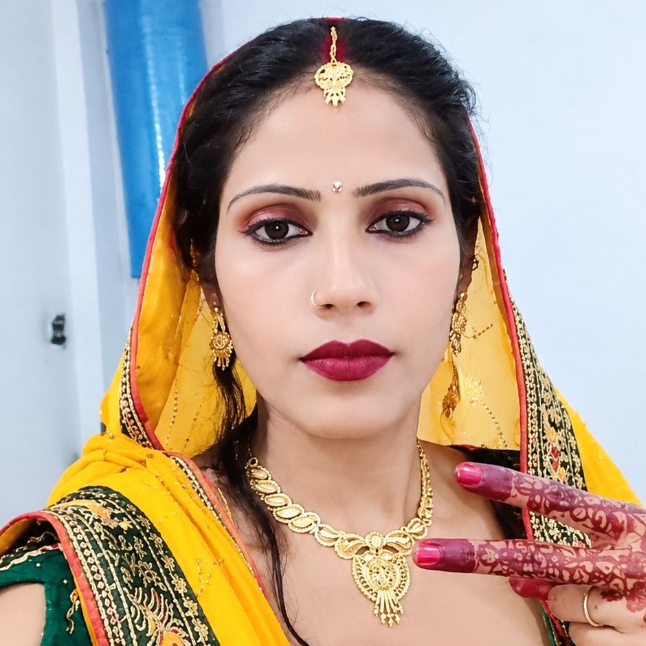 Renu mainpuri on Bideo